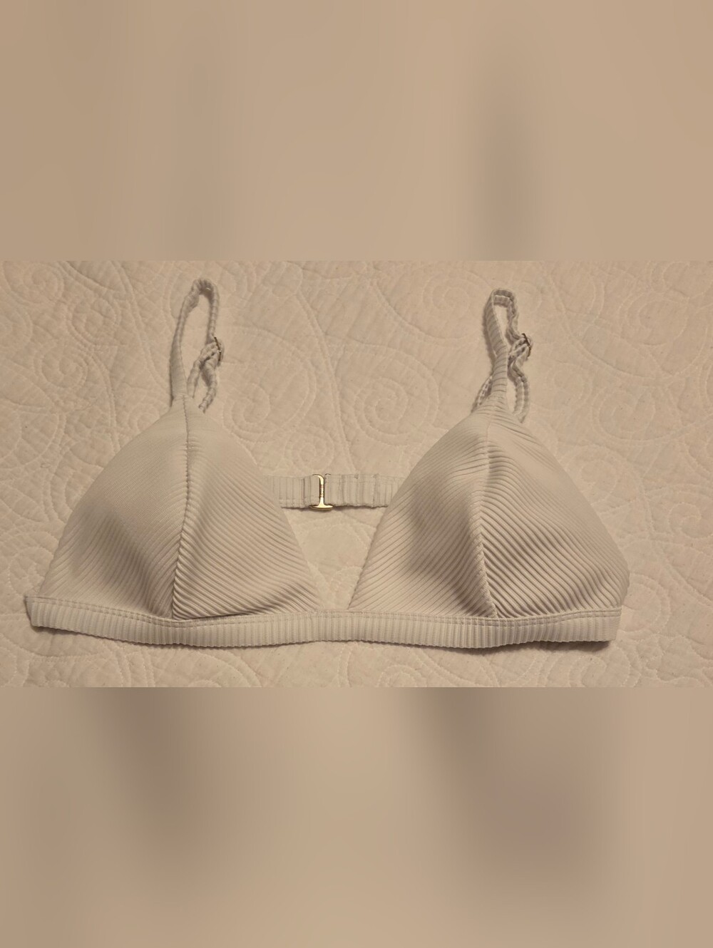 Hollister White Ribbed Triangle Bikini Top. Size XL